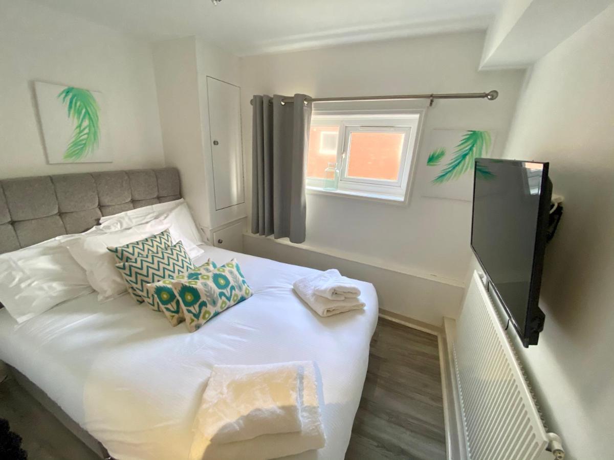 Kennedy House By Blackpool Service Apartments エクステリア 写真