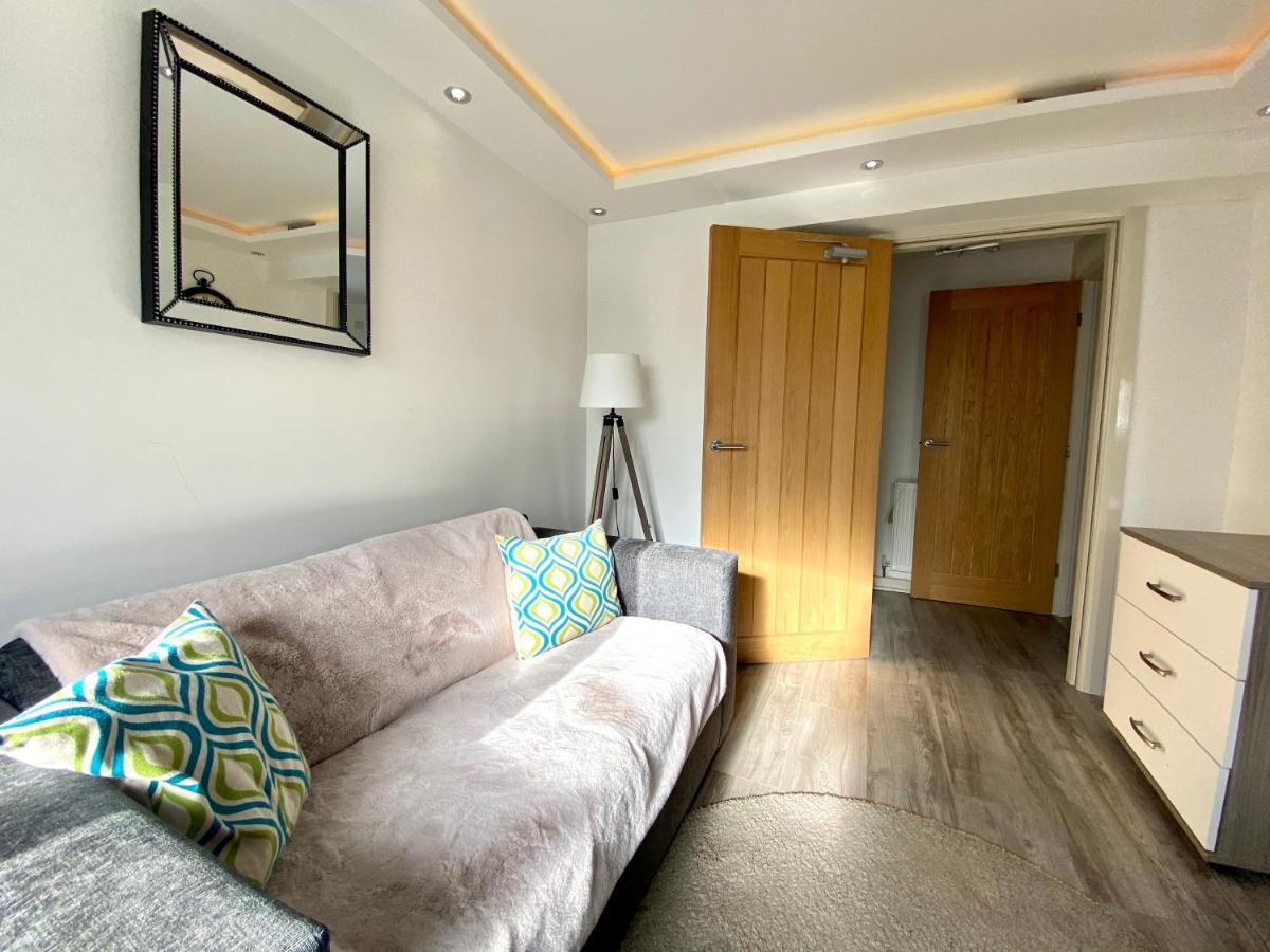 Kennedy House By Blackpool Service Apartments エクステリア 写真