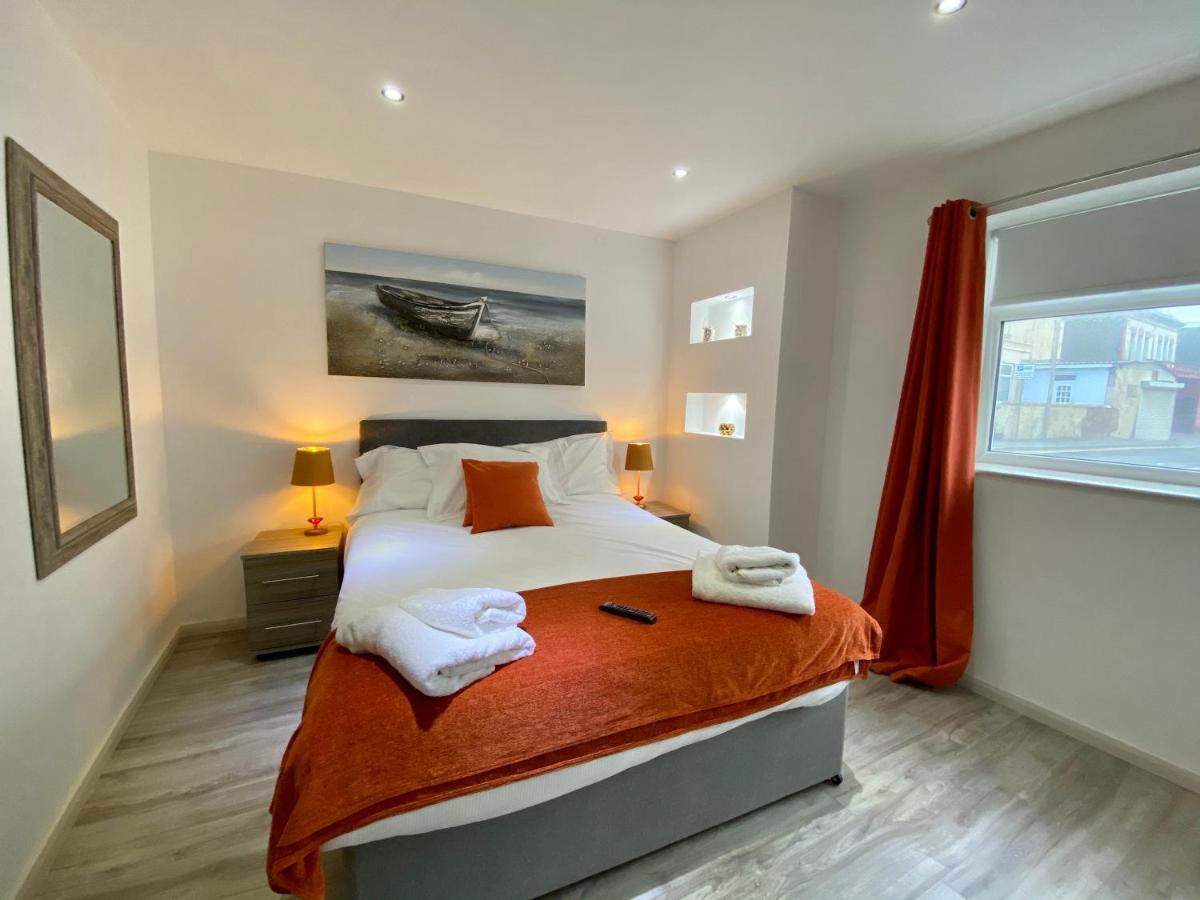 Kennedy House By Blackpool Service Apartments エクステリア 写真