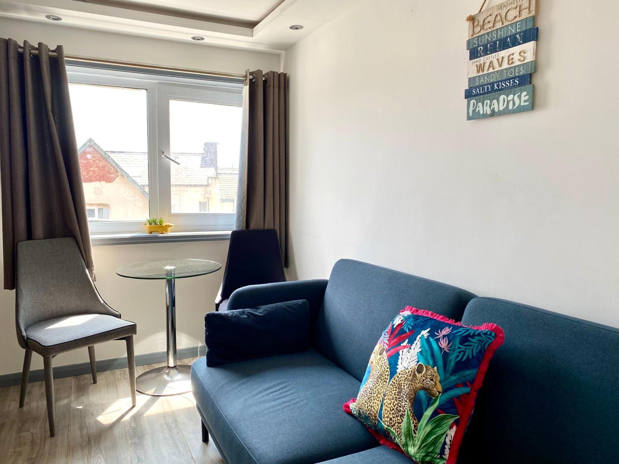 Kennedy House By Blackpool Service Apartments エクステリア 写真