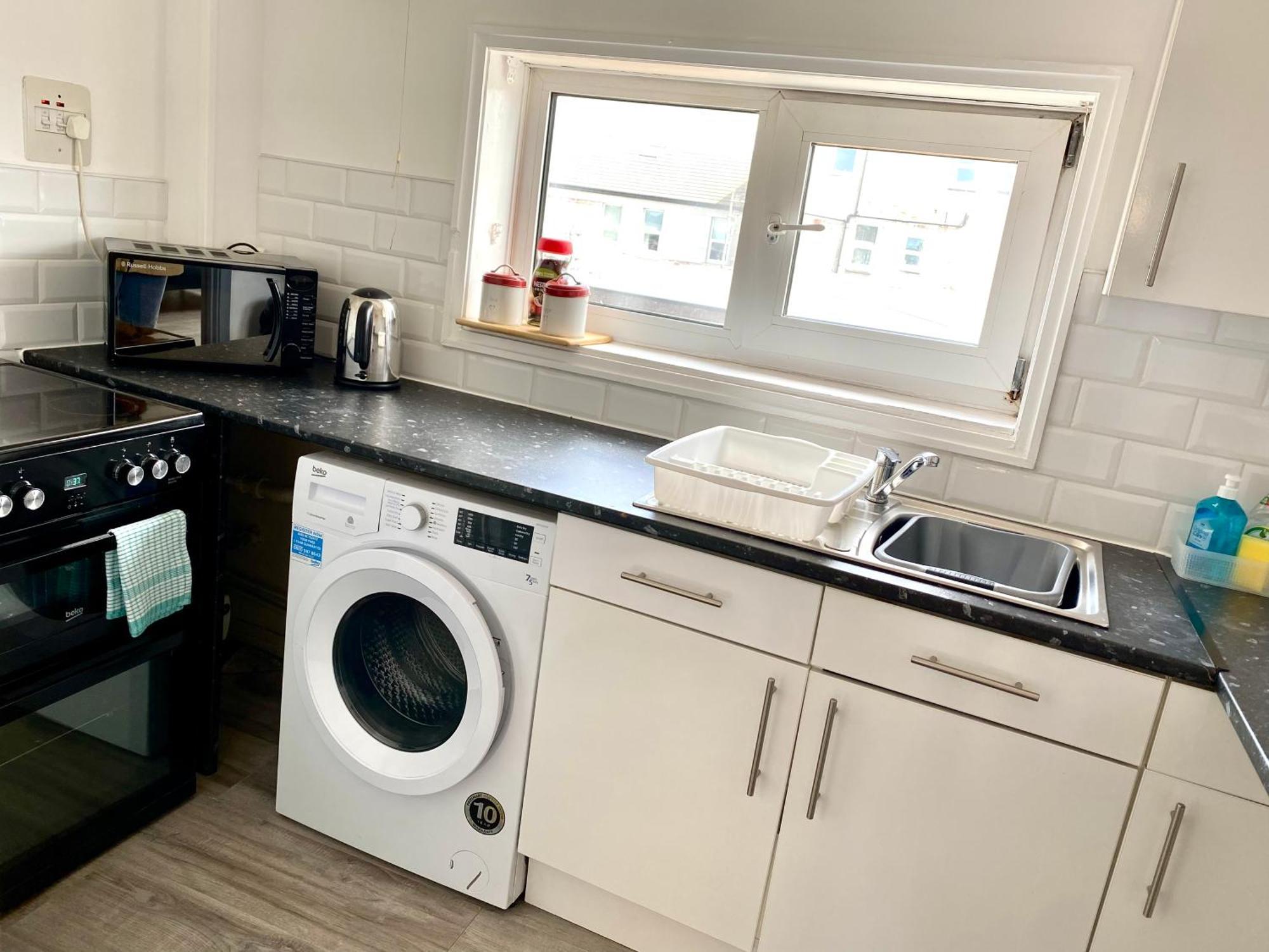 Kennedy House By Blackpool Service Apartments エクステリア 写真
