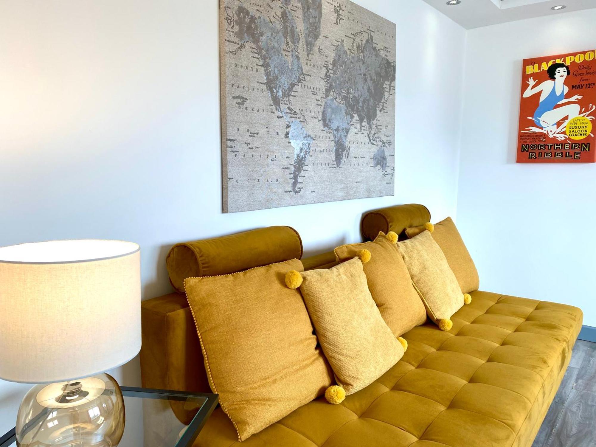Kennedy House By Blackpool Service Apartments エクステリア 写真