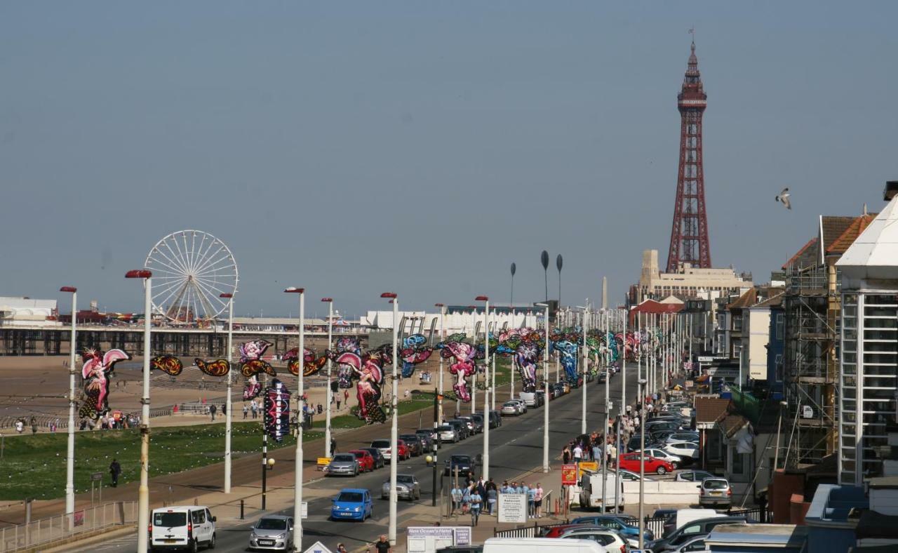 Kennedy House By Blackpool Service Apartments エクステリア 写真